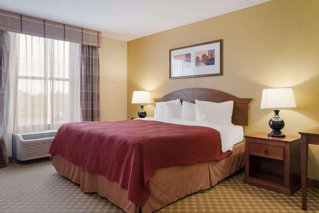 Quality Inn & Suites Сагино Номер фото