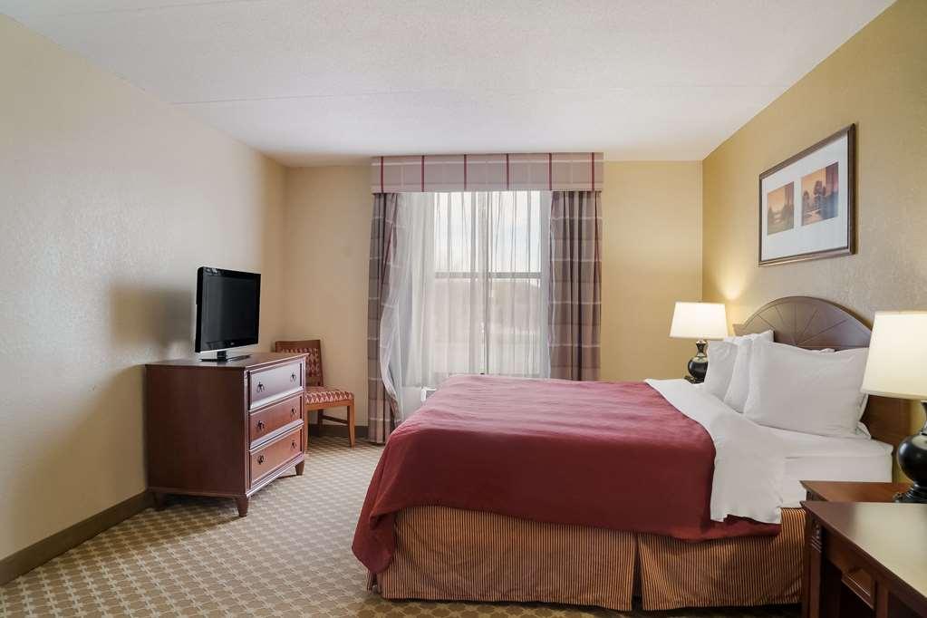 Quality Inn & Suites Сагино Номер фото